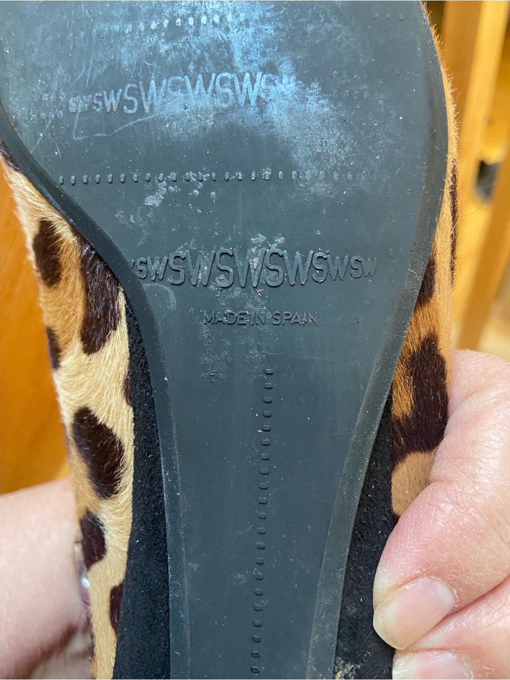 Stuart Weitzman leopard print flats - Picture 7 of 7